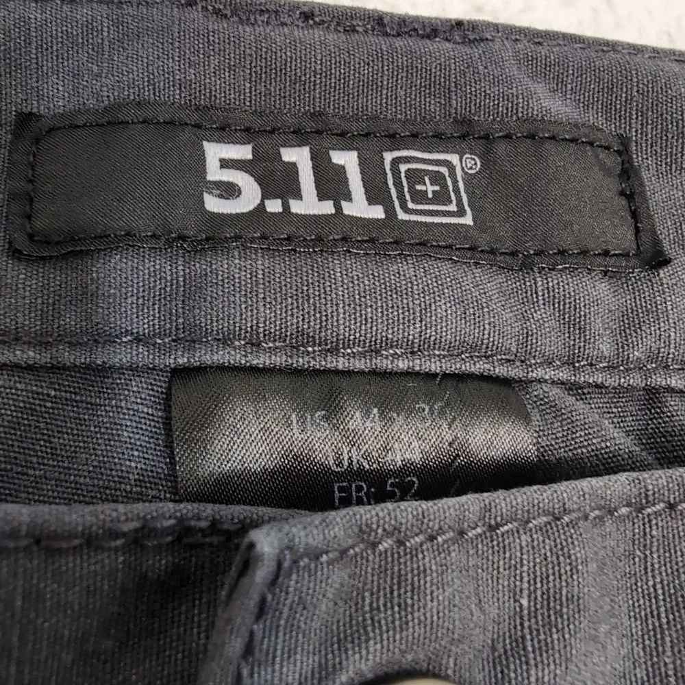 5.11 Tactical‎ Cargo Pants Mens 44x30 Style 74273 Gray
